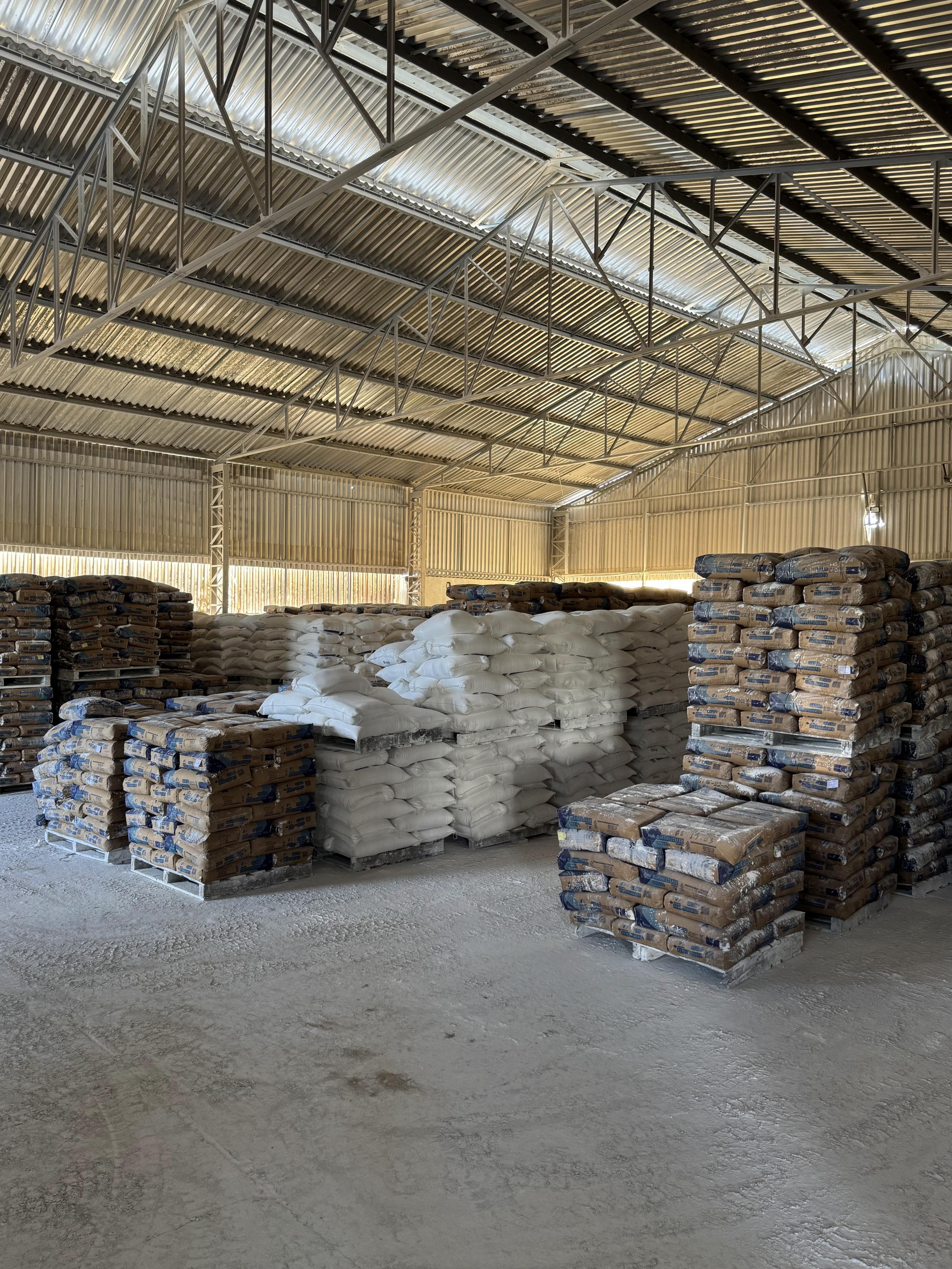 Fábrica INGENOR - Estoque variado